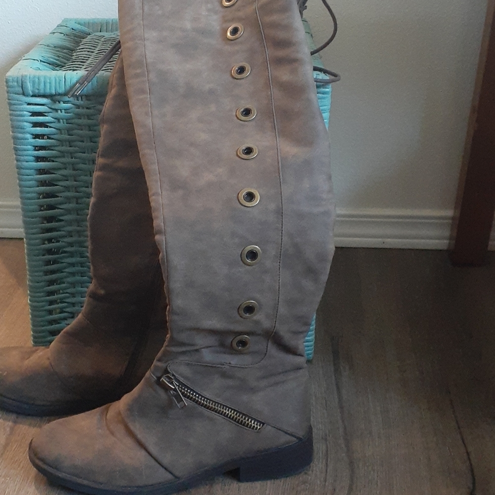 Brown boots